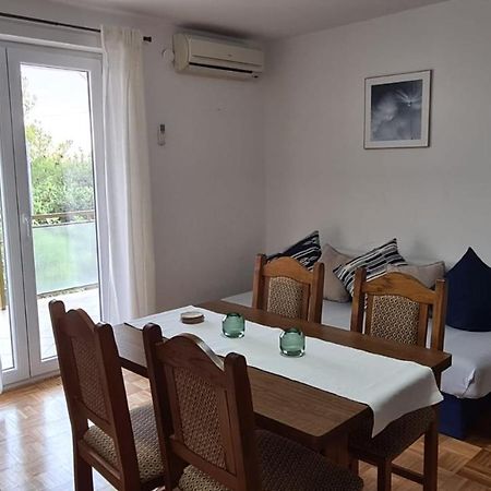 Apartmani Jelena Petrcane Buitenkant foto