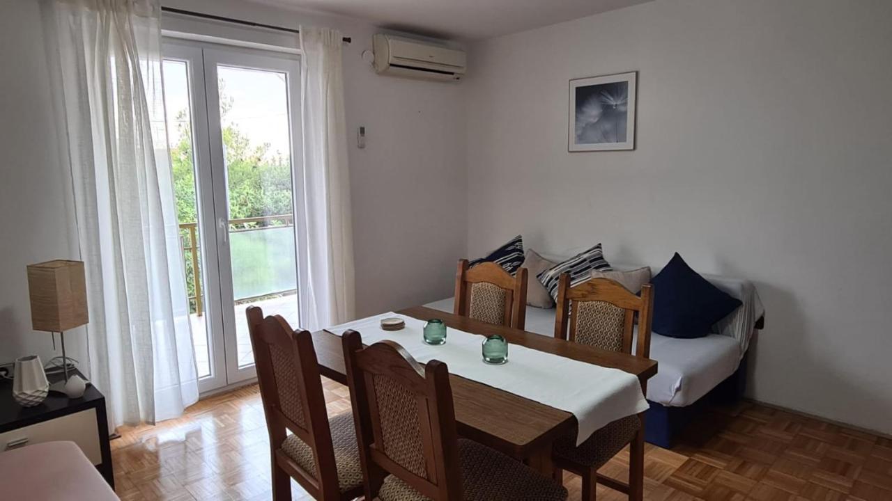 Apartmani Jelena Petrcane Buitenkant foto
